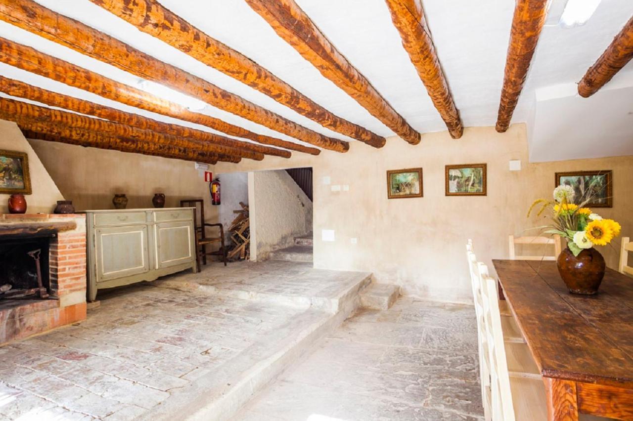 Apartamentos Casa Samper Santa Eulalia de Gallego Ngoại thất bức ảnh