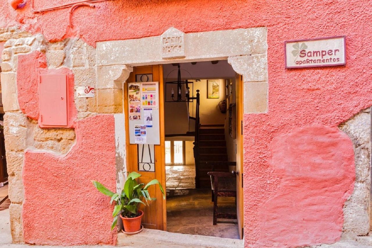Apartamentos Casa Samper Santa Eulalia de Gallego Ngoại thất bức ảnh