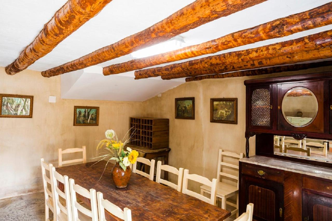Apartamentos Casa Samper Santa Eulalia de Gallego Ngoại thất bức ảnh
