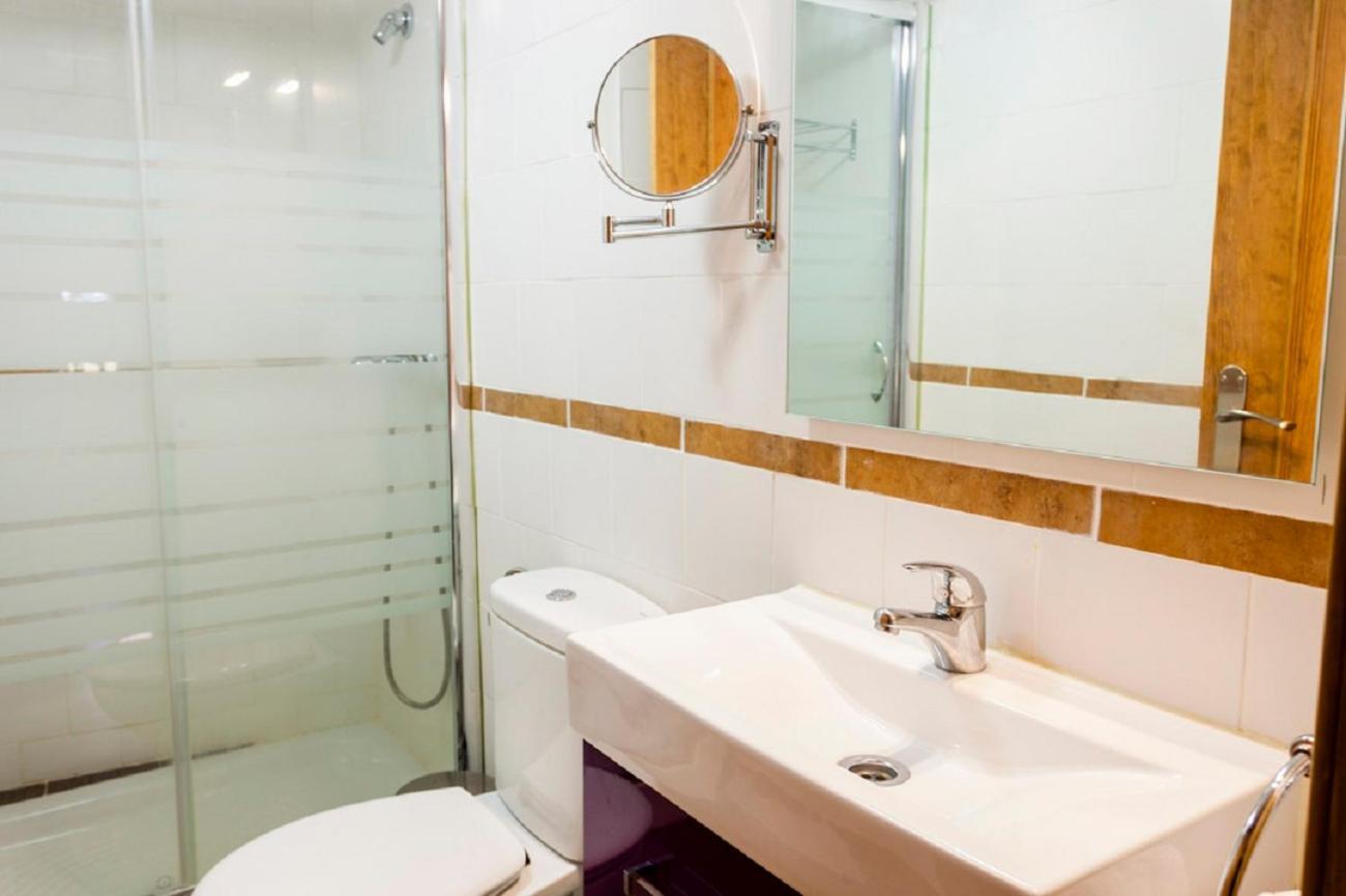 Apartamentos Casa Samper Santa Eulalia de Gallego Phòng bức ảnh