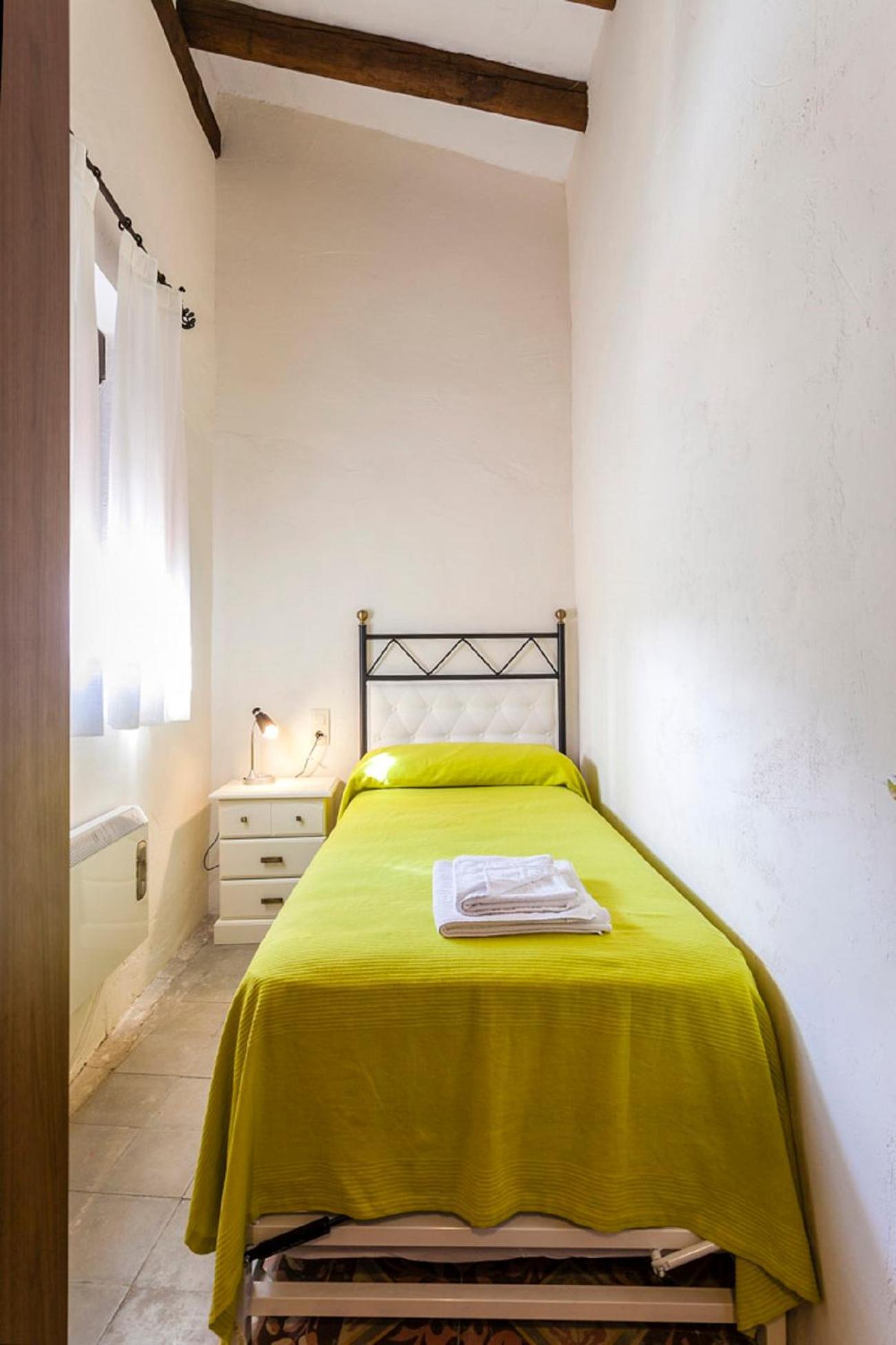 Apartamentos Casa Samper Santa Eulalia de Gallego Phòng bức ảnh